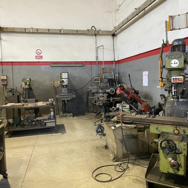 L.a.r.s. srl Officina meccanica produzione stampi a Brescia