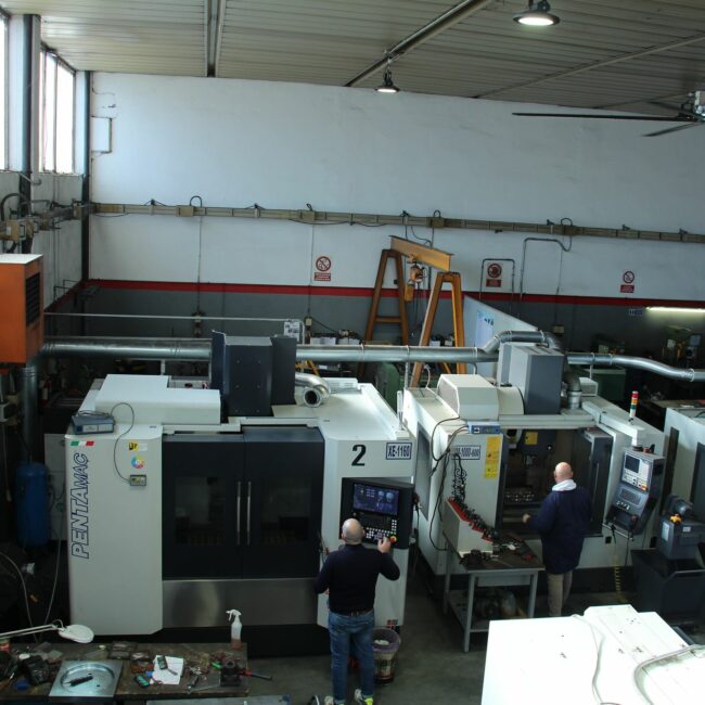 L.a.r.s. srl Officina meccanica produzione stampi a Brescia