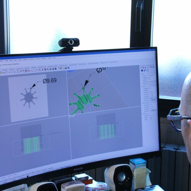 L.a.r.s. srl Officina meccanica produzione stampi a Brescia